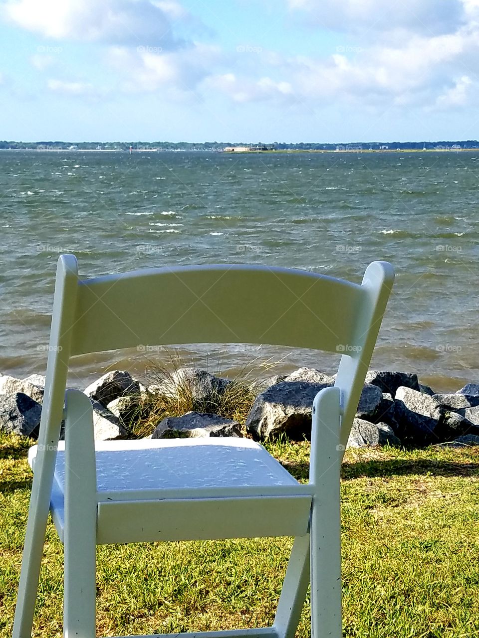 chair with castle pickney in the Harbor