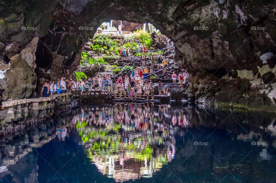 Reflection in the cave 