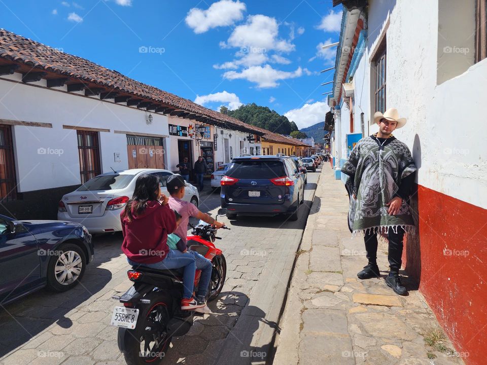 Mexican street in San Crisrobal