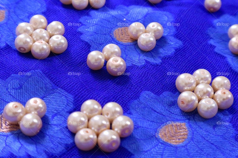 Pearl beads