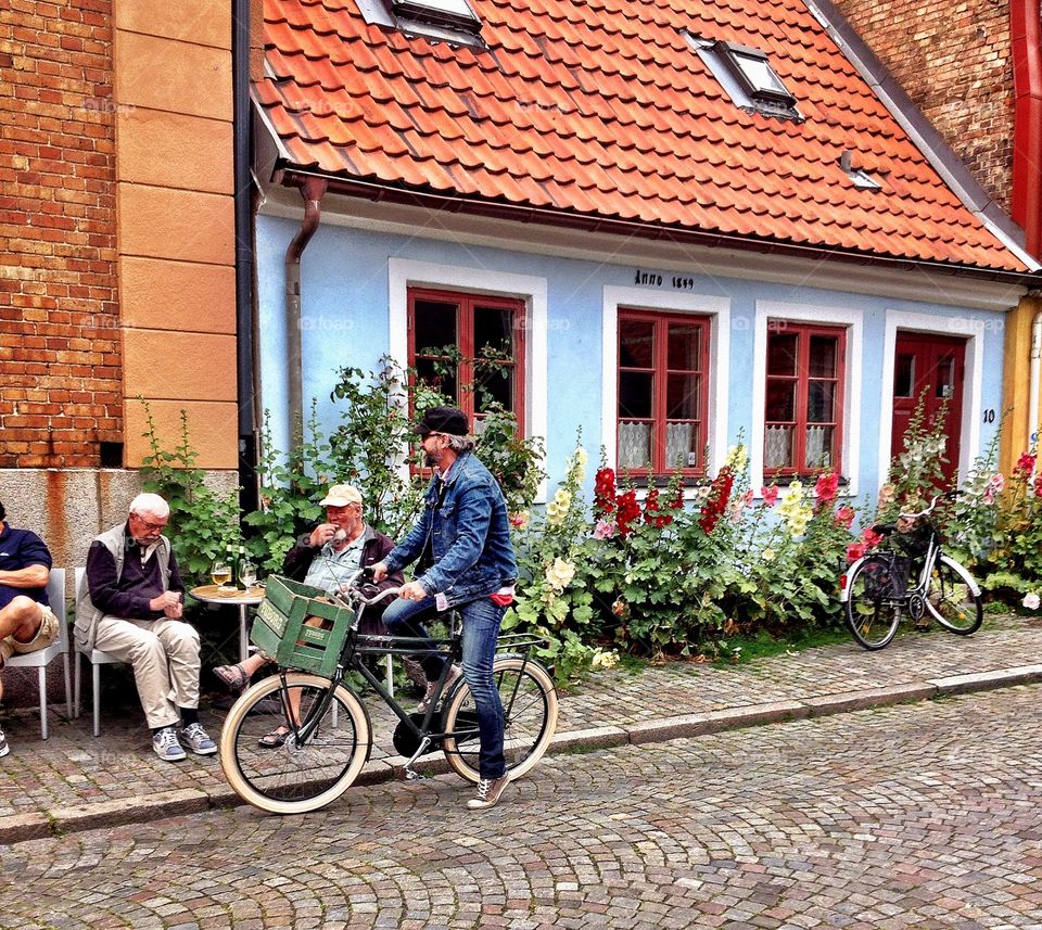 Chatting with friends on bike 