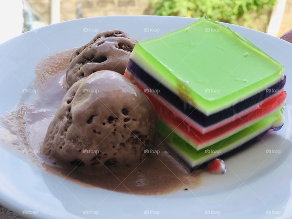 Ice Cream with Jelly pudding 