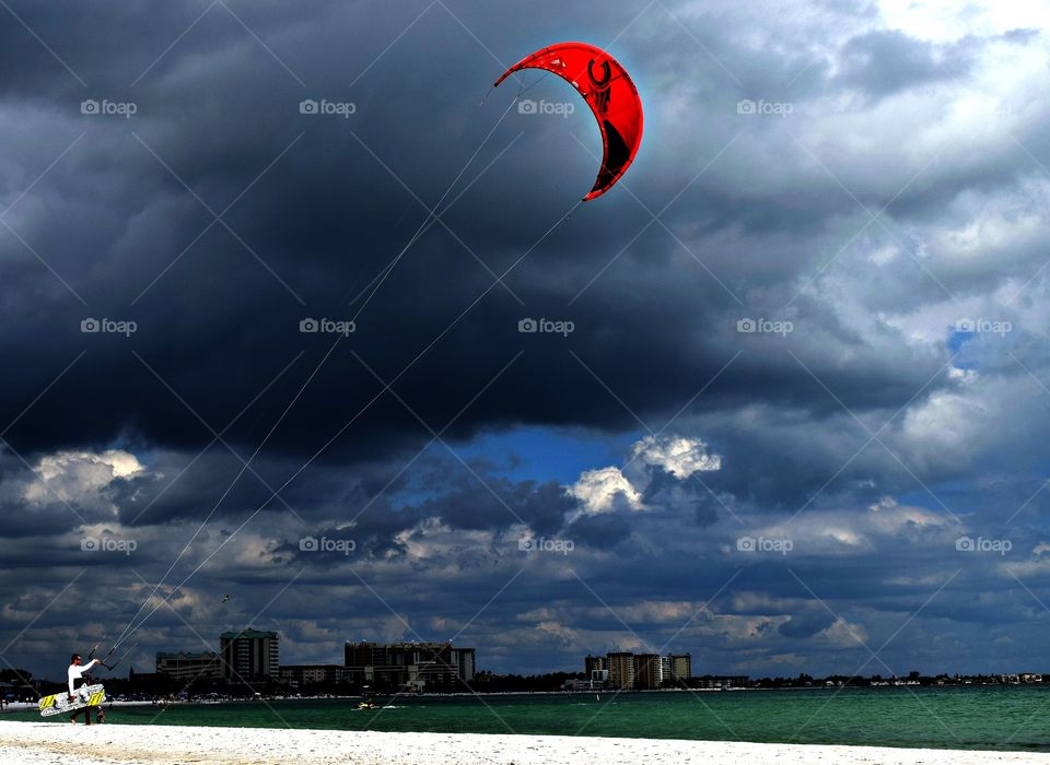 Kitesurfing 