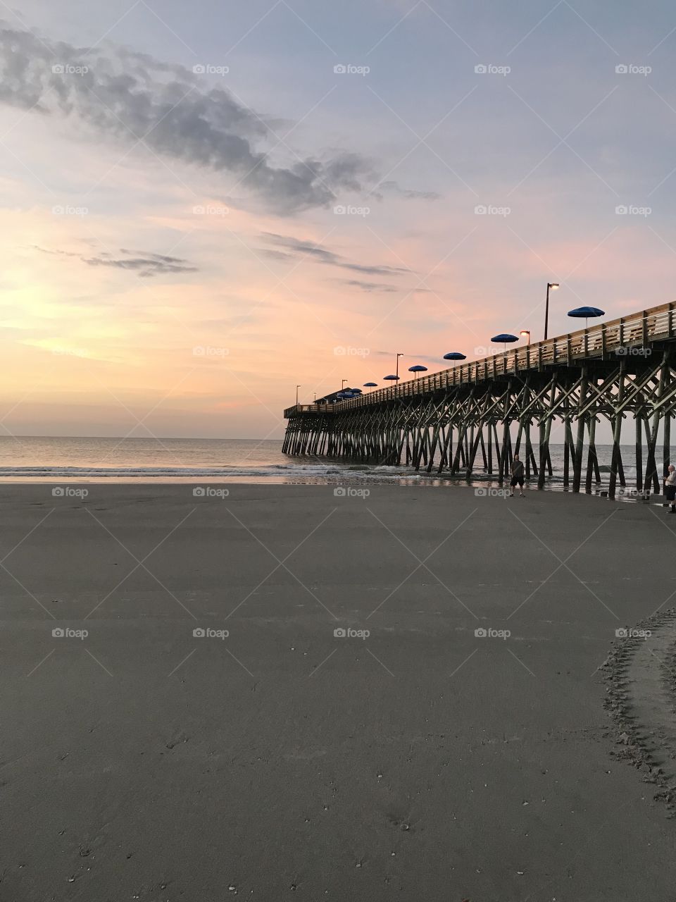 Sunrise at the pier 