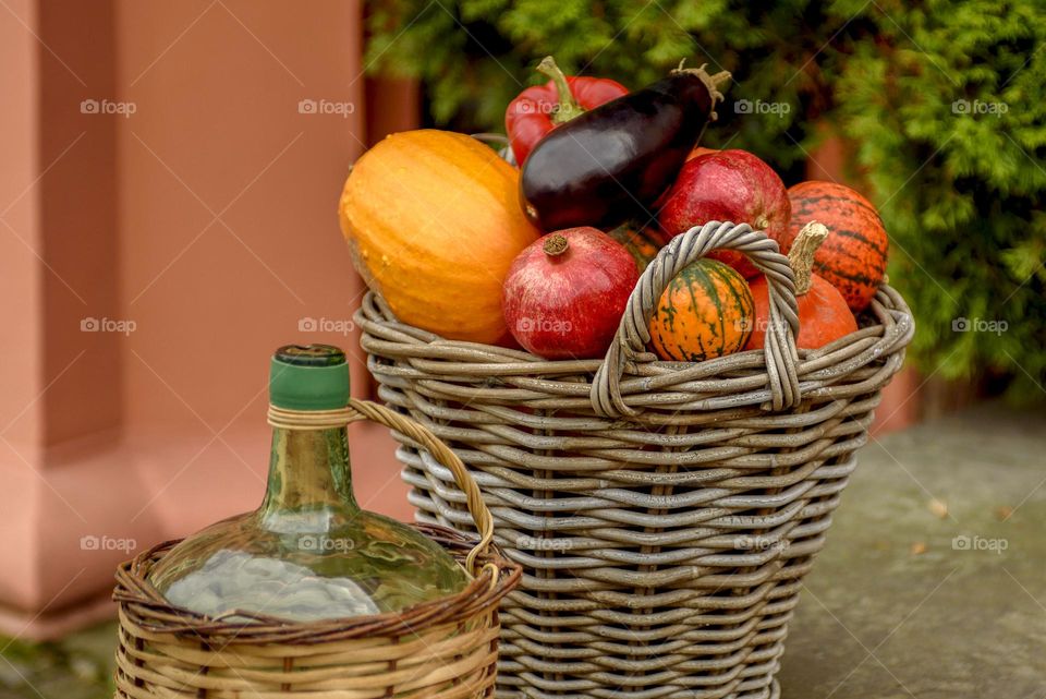 Basket with autumn vegetables close-up.