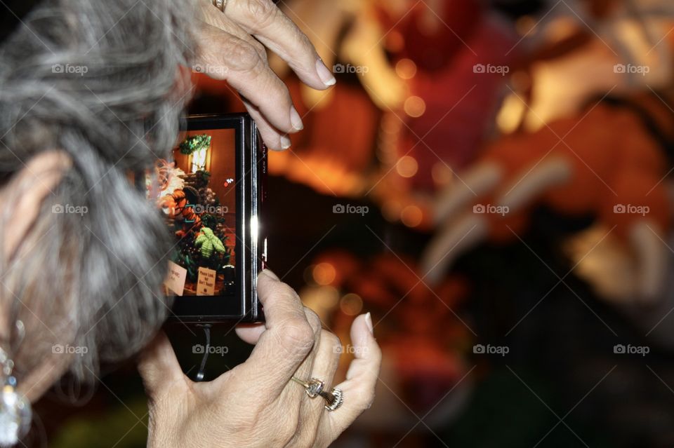 Woman, taking pictures 