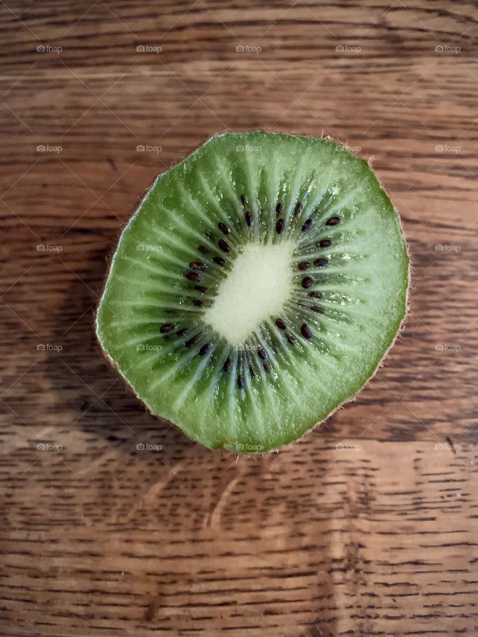 Kiwi half 