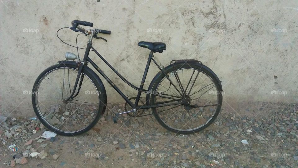 An old bicycle