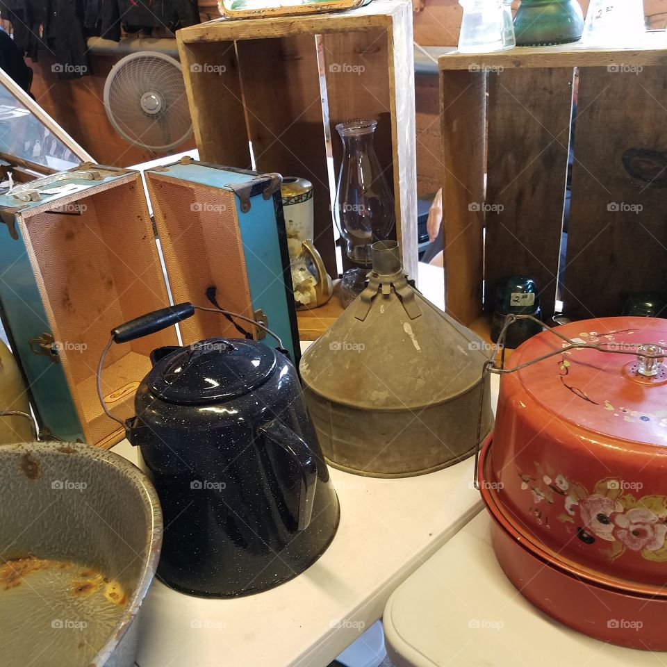 flea market display pots kettle