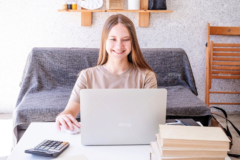 woman working on laptop