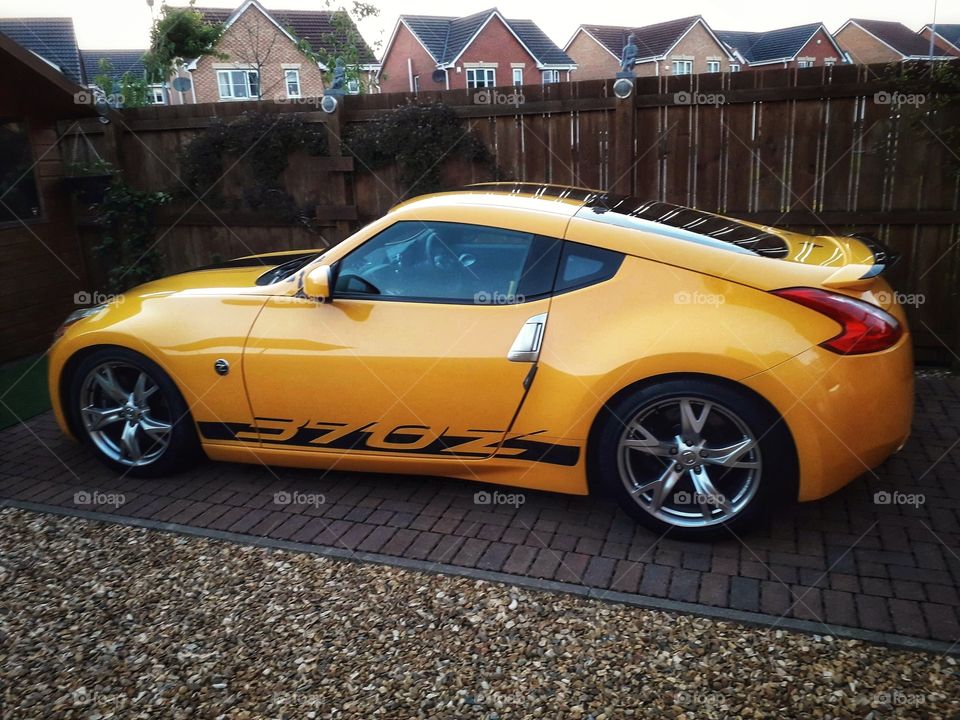 370z