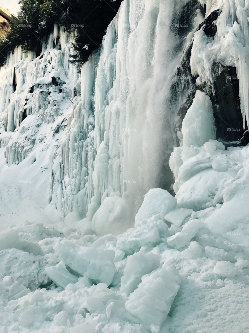 Franklin falls waterfall  in winter