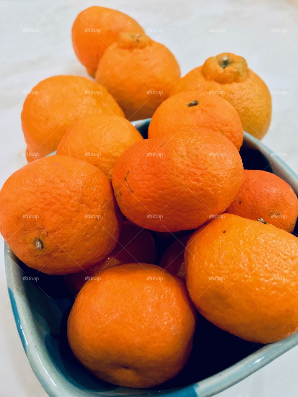 Bright oranges 