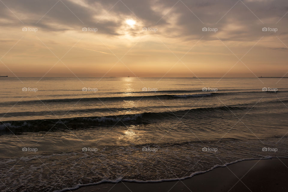 • Summer Gdansk
• Sunrise
• 2172019  🔅 💛