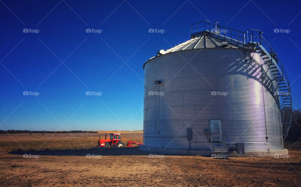 Grain silo