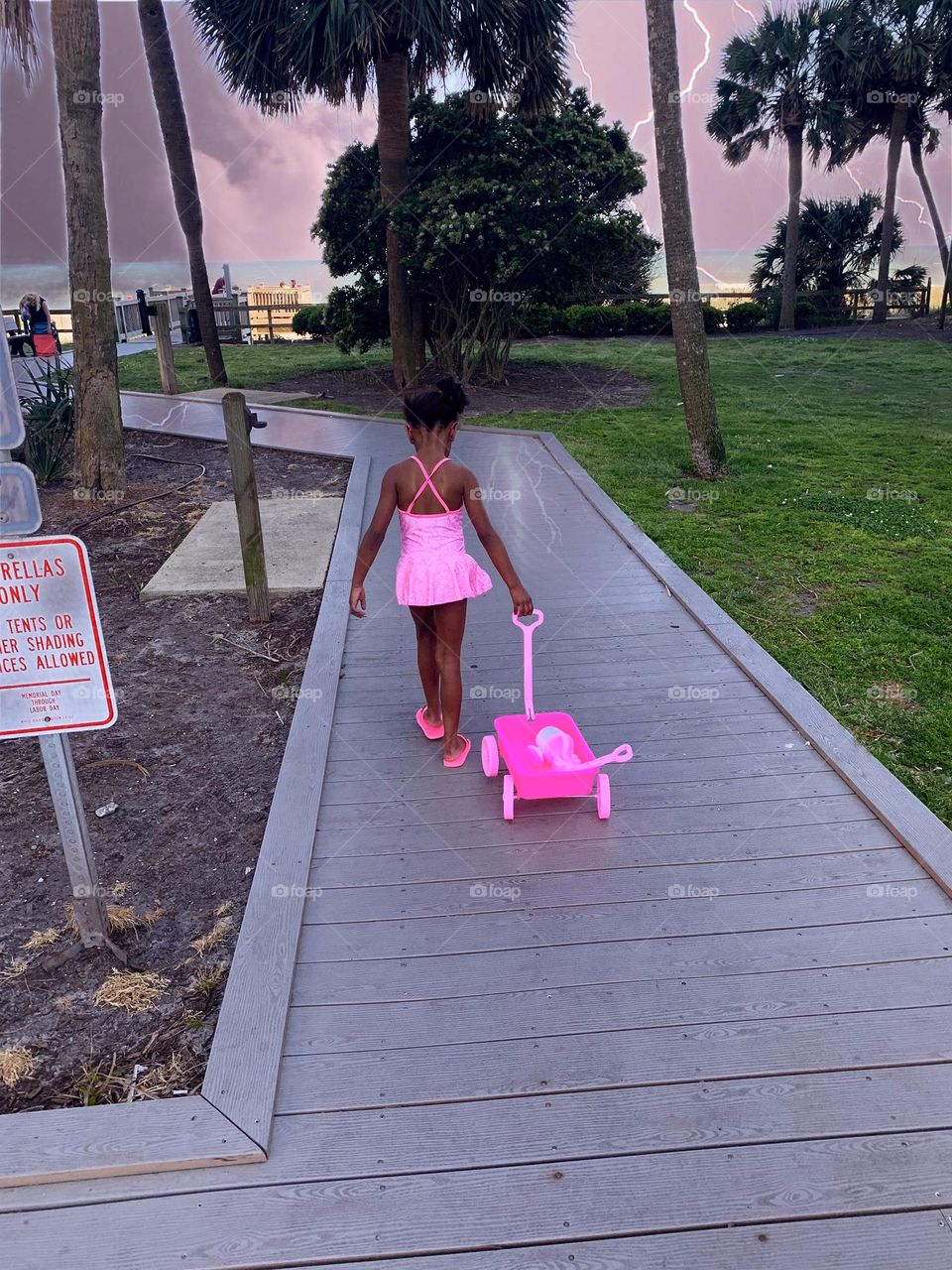 Stormy days with sandy toes 