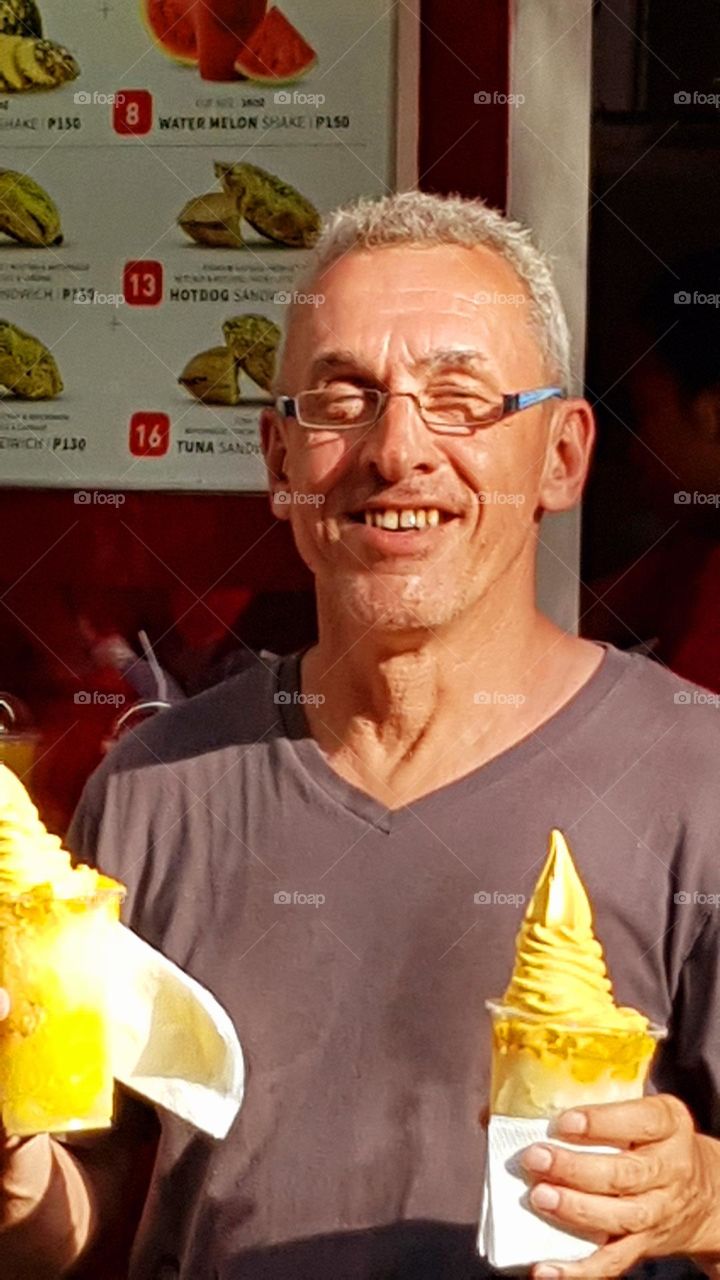 Just regular sunny day,  made extraordinary with dad and ice cream