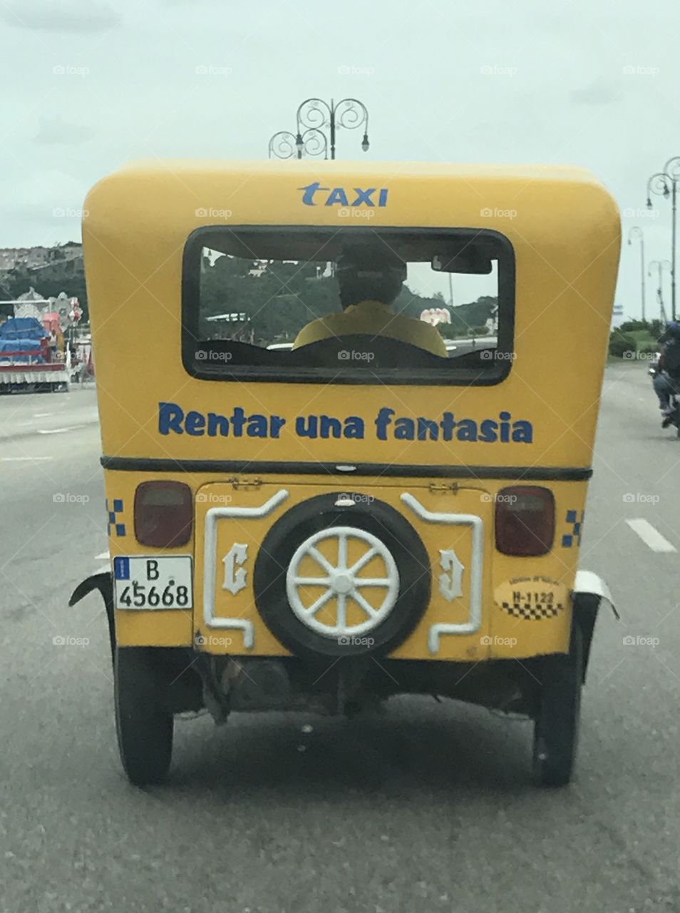 Taxicab in Havana
