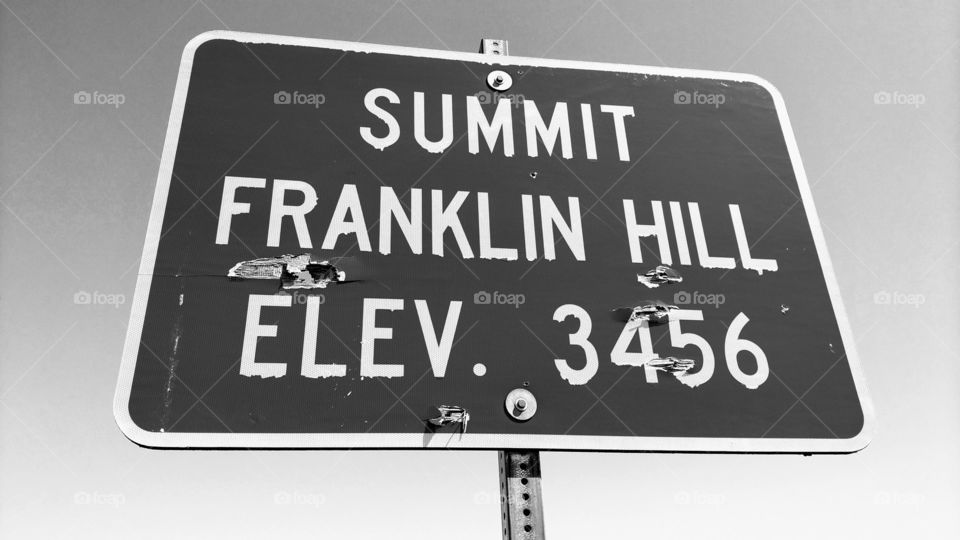 Summit Franklin Hill Elevation Sign