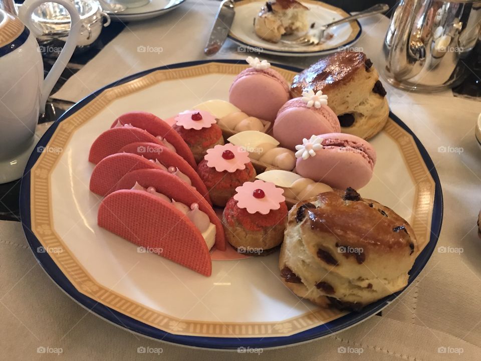 Scrumptious high tea; 