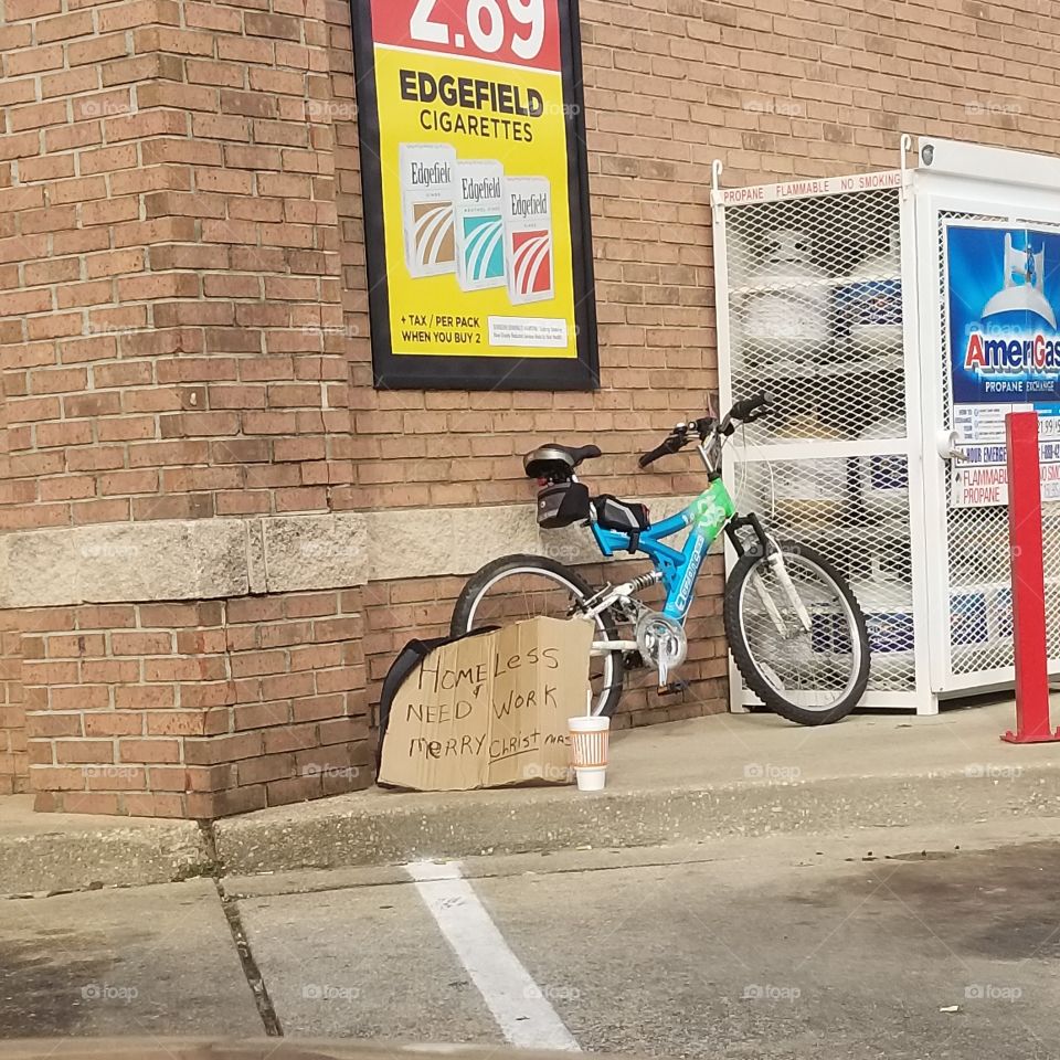 please support the homeless people