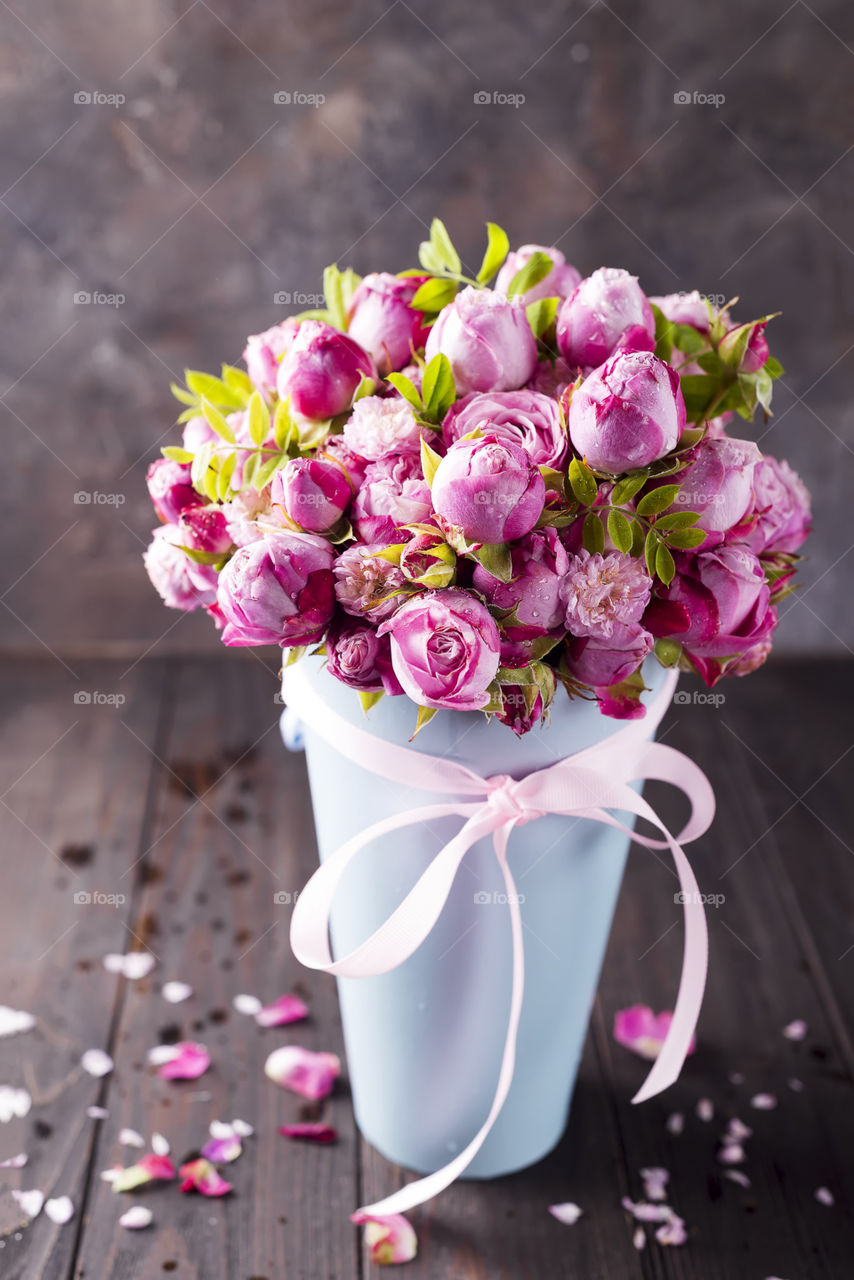 rose bouquet in vase