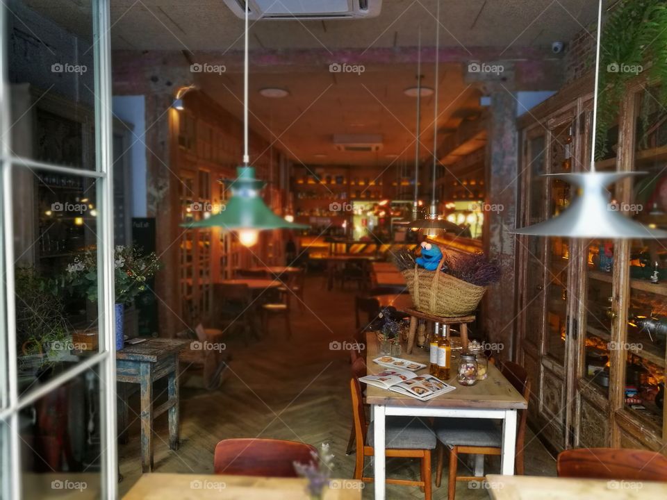 inside madrid bar