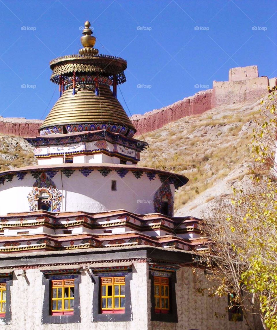 Tibetan monastery 