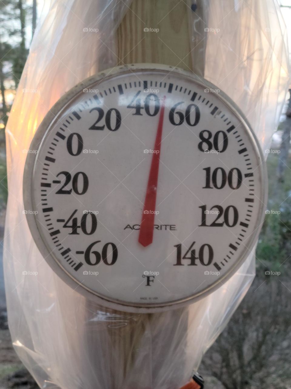 Outdoor thermometer