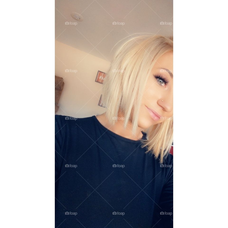 A Simple Distraction 🤍