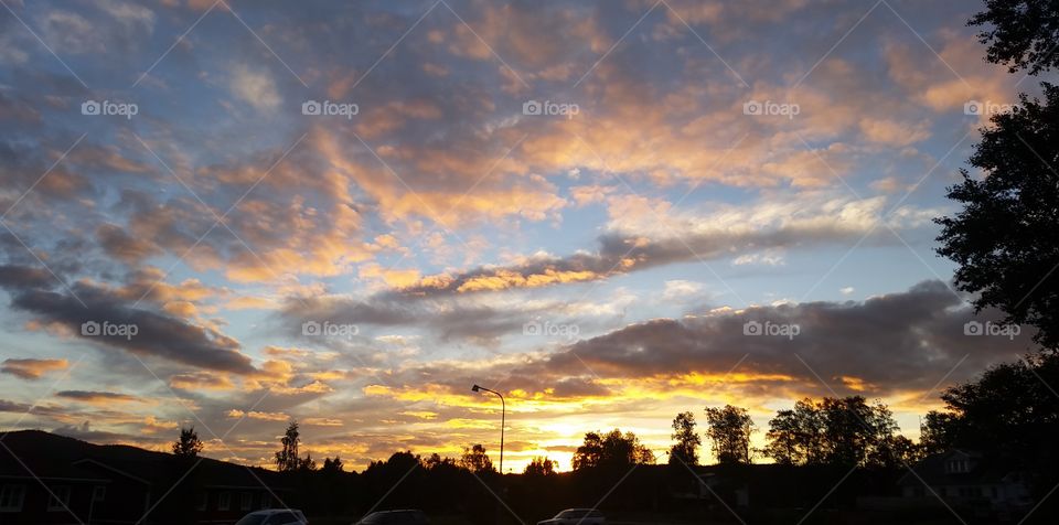 Amazing Sunset !!. Beautiful yellow sunset!