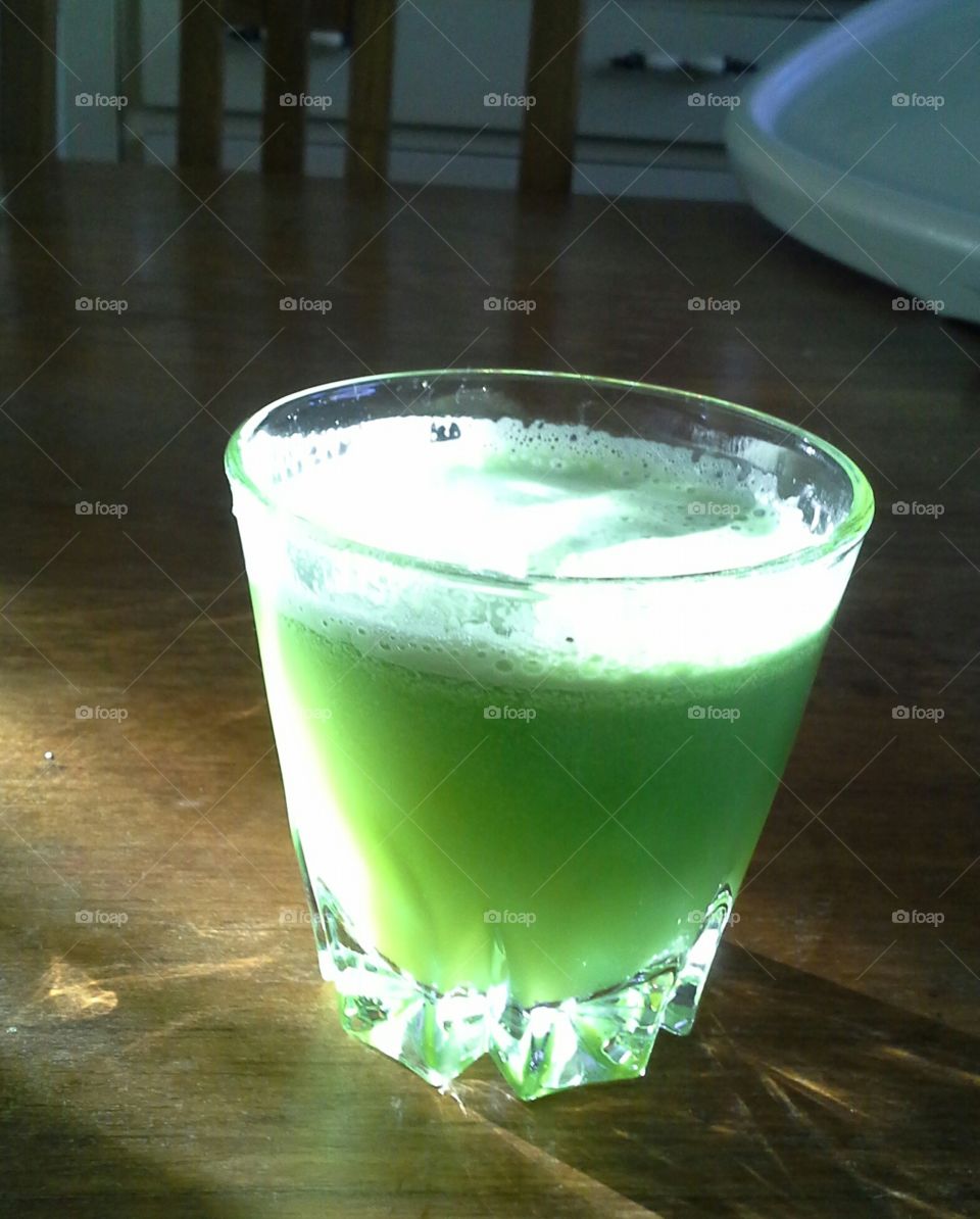 glass of green celery juice