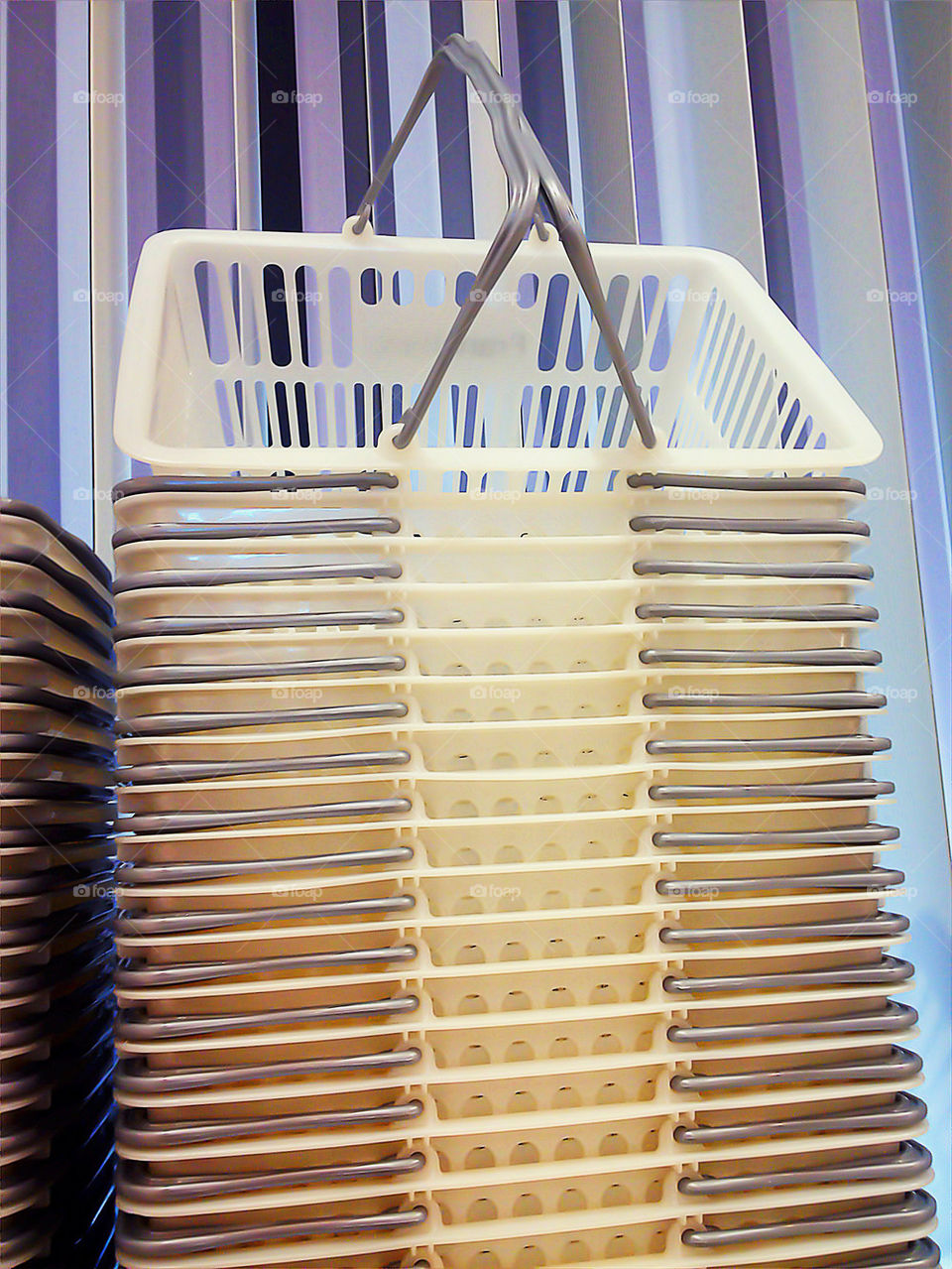 White baskets