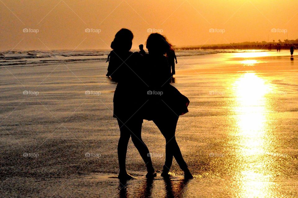 --Yogyakarta: Parang Tritis