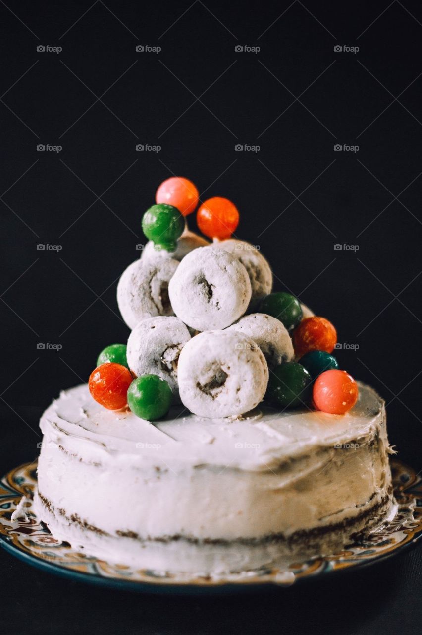 Donut cake