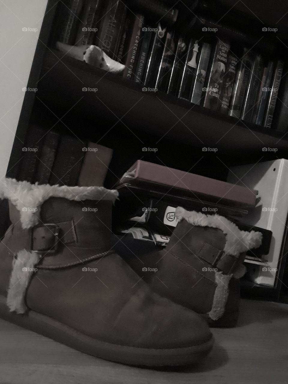 ugg boots and books = happy