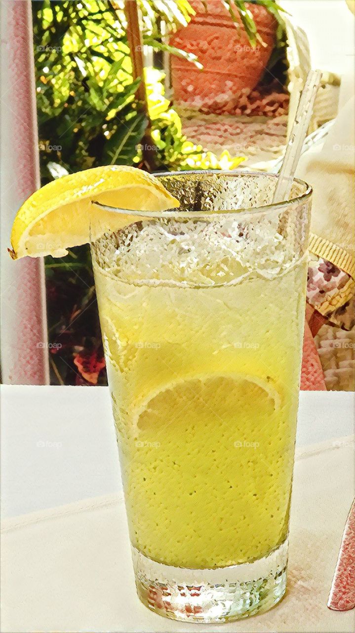 Refreshing lemonade at Peacock Garden Bistro, Coconut Grove, Florida, USA