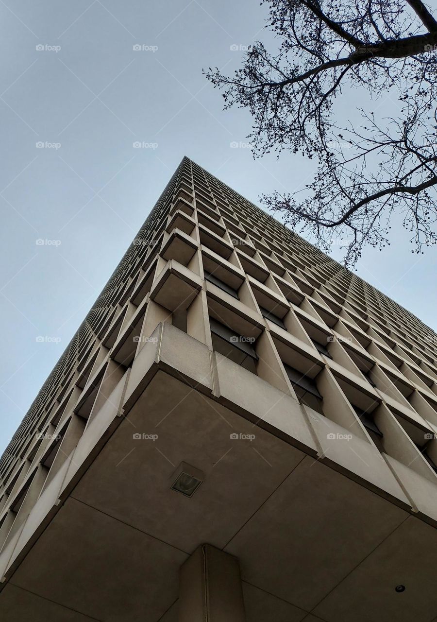 Low angle architectural shot of a building in downtown Sacramento