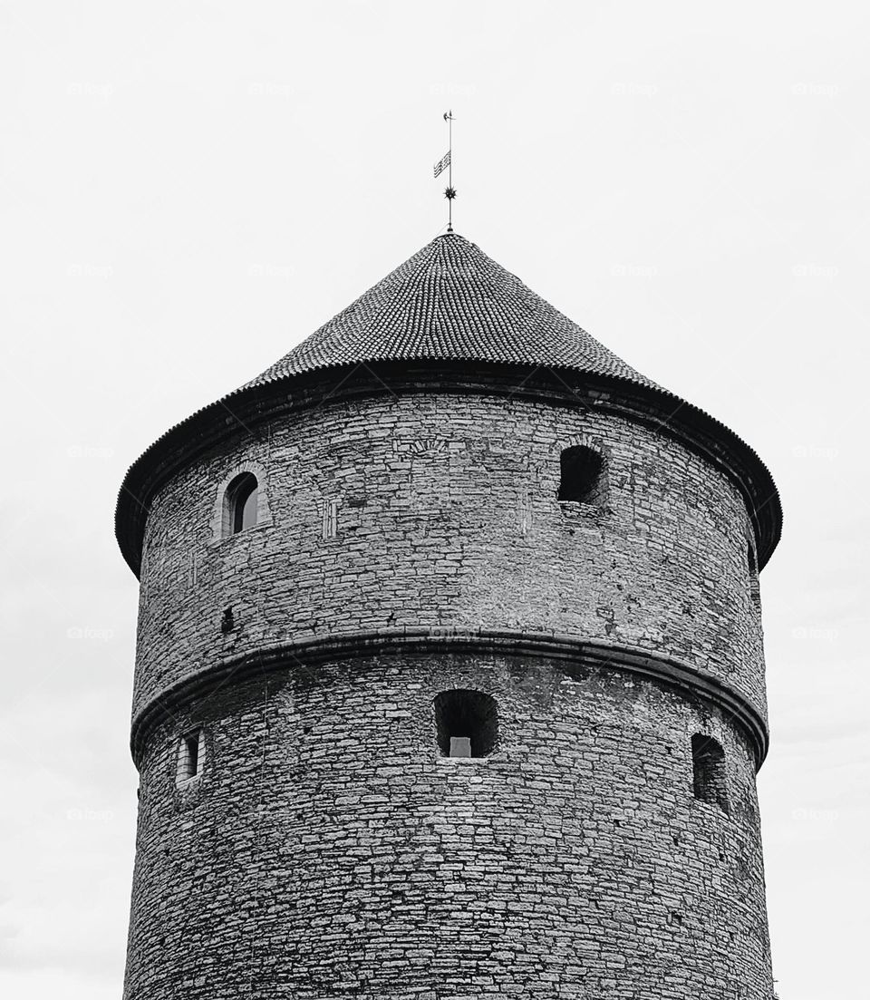 Old tower◼️🏰◻️Brickwork◼️🧱◻️