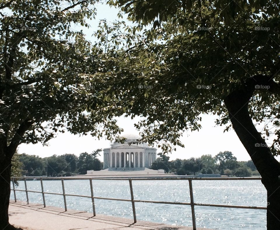 Jefferson Monument by Potomac River