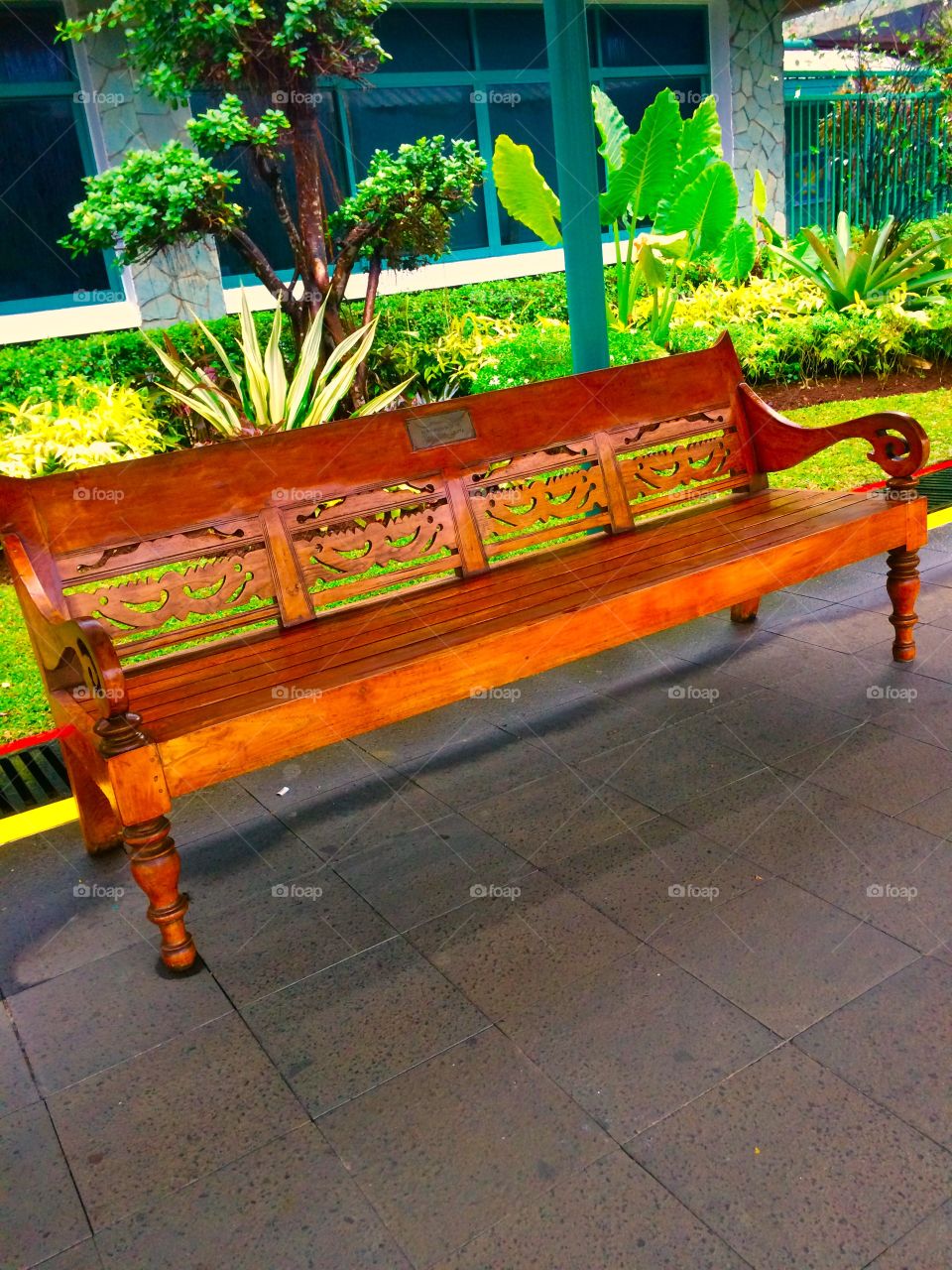 A park without benches is like an uninhabited forest. As small as the size of a park bench, this one equipment becomes important and must be in your home garden.

No need to be fancy and expensive, 4,Nov,2019 jakarta city indonesia