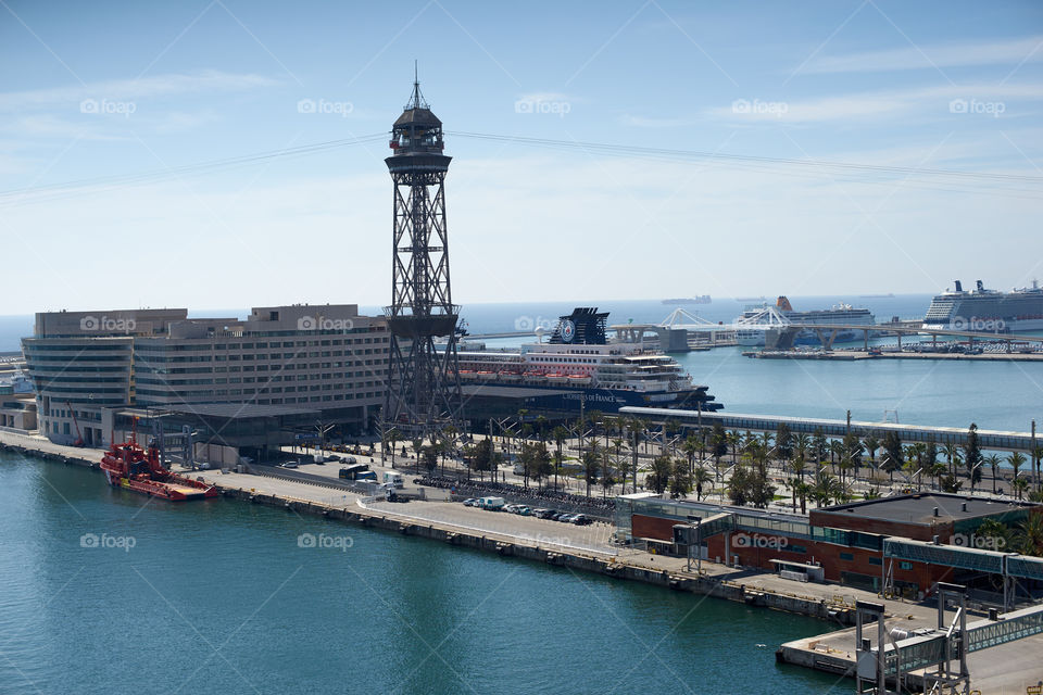 Barcelona vista desde el monumento a Colón