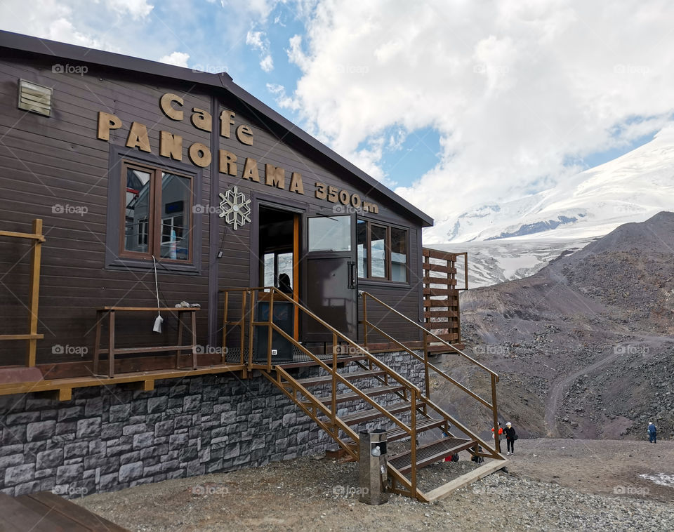 Mount Elbrus, Caucasian Ridge