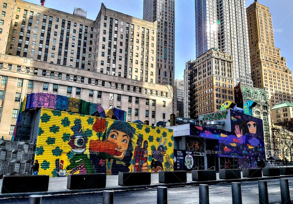 Color in the wall of the street