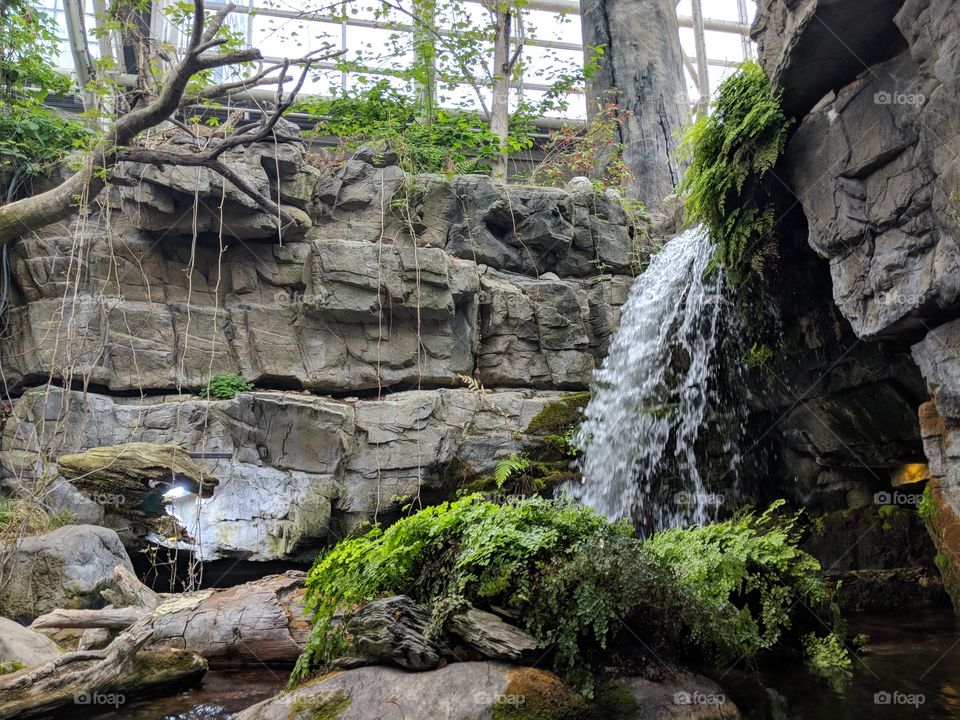 Aquarium Waterfall