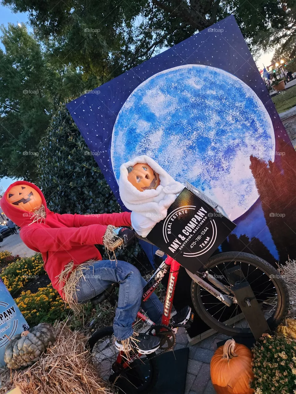 ET