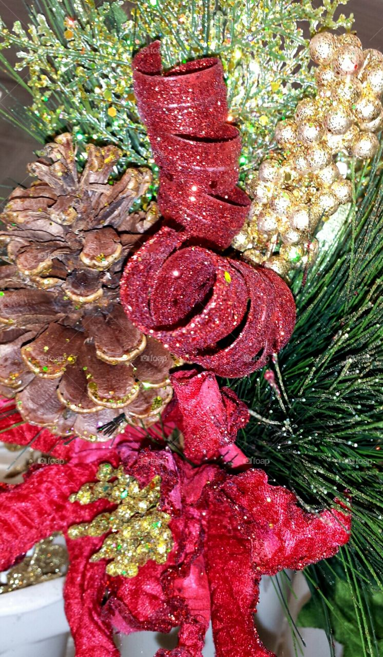 Pinecone Christmas Decoration