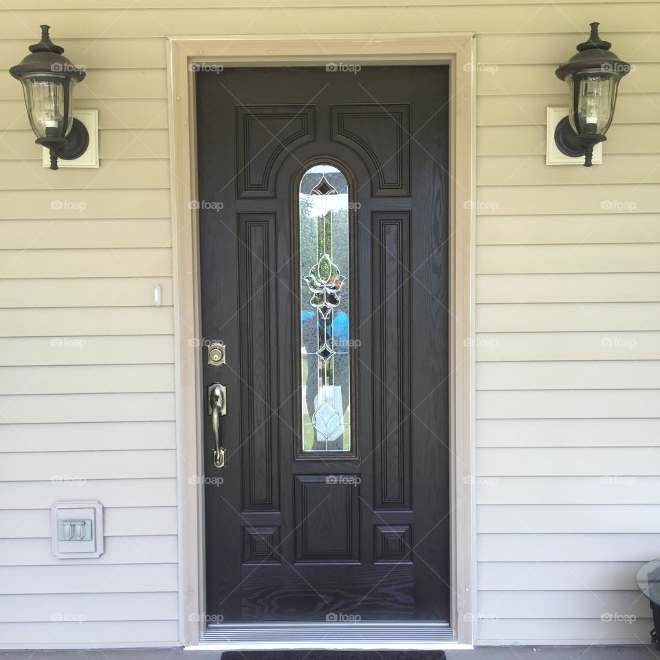 New entry door