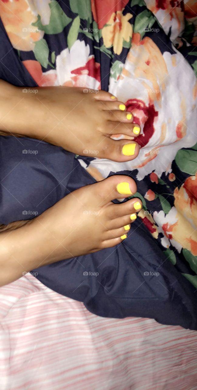 Beautiful toes 