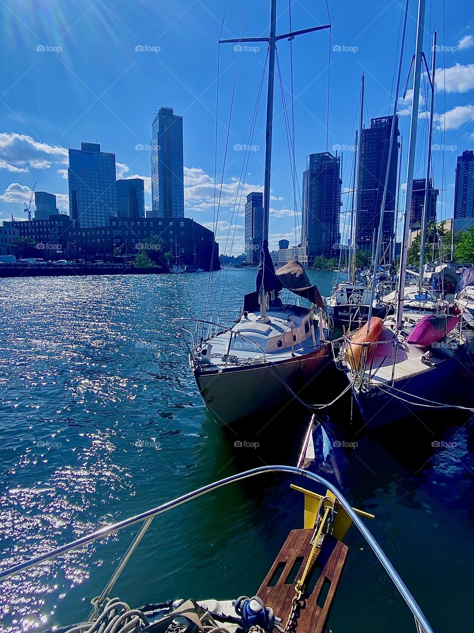 A familiar place like „Newtown Creek“ in LIC, Queens can take on a different dimension if you experience it during the golden hour, the time the sun is at its strongest all the while beginning to set behind the horizon. 2023. Hypnotic Productions